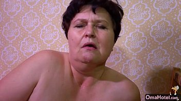 mature bbw posing