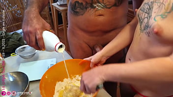 nude cooking