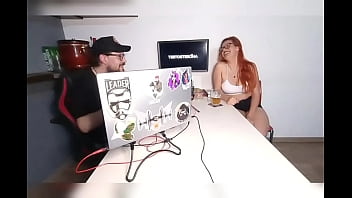 marido dando o cu na frente da mulher