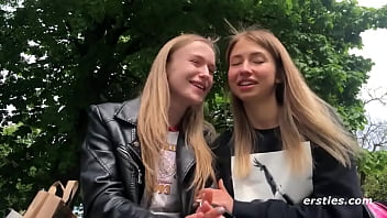 video bugil lesbian