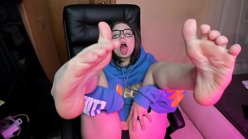 tiny 4 k com