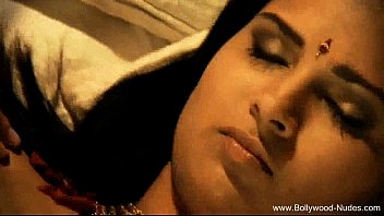 bollywood actress nude gif